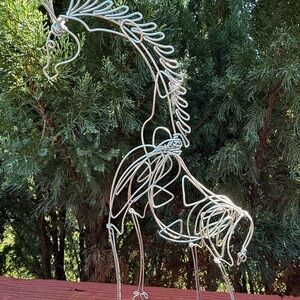 Handcrafted Silver Wire Giraffe Sculpture - Home Art
